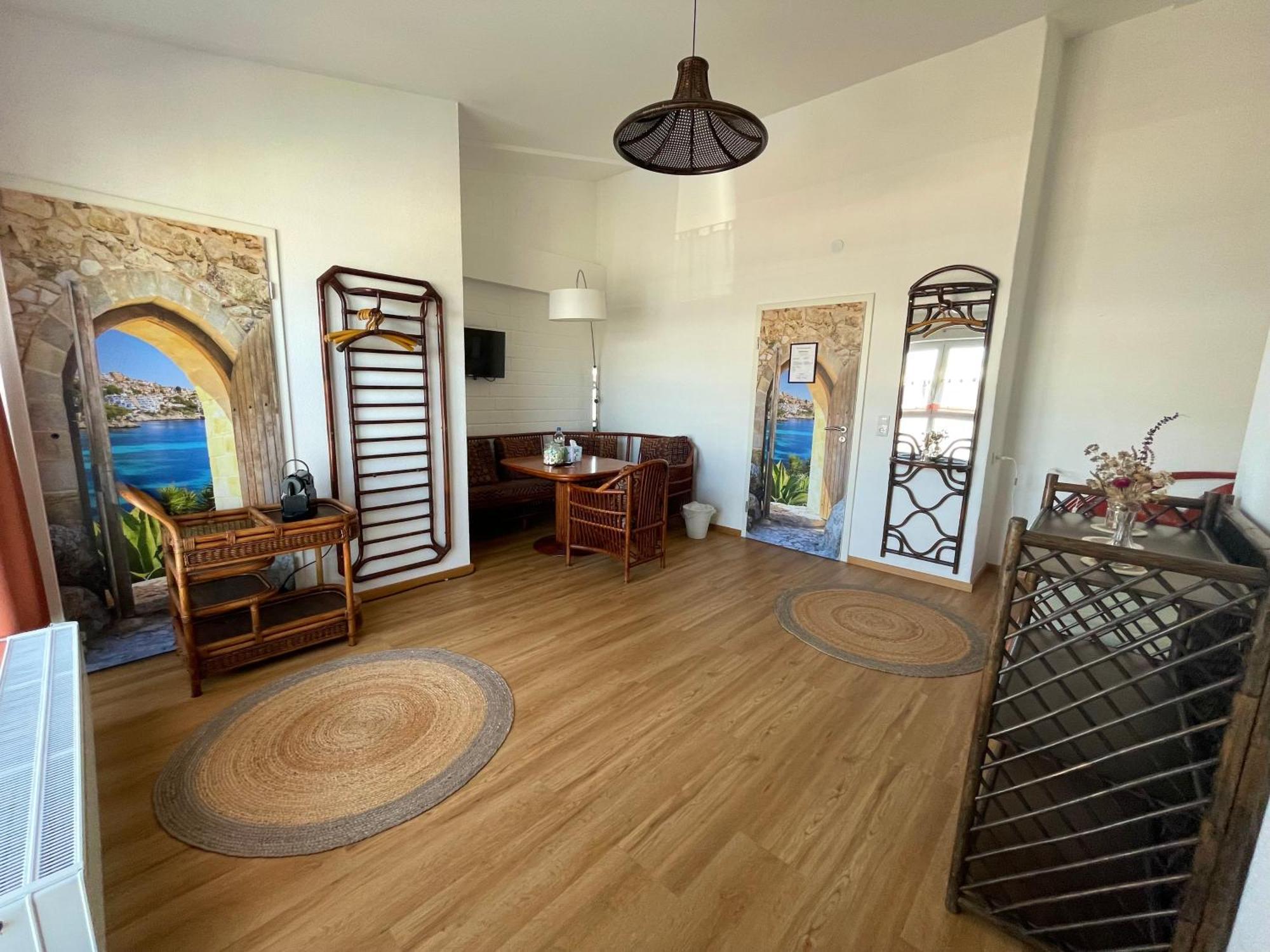 Mine Hotel Weilerswist المظهر الخارجي الصورة